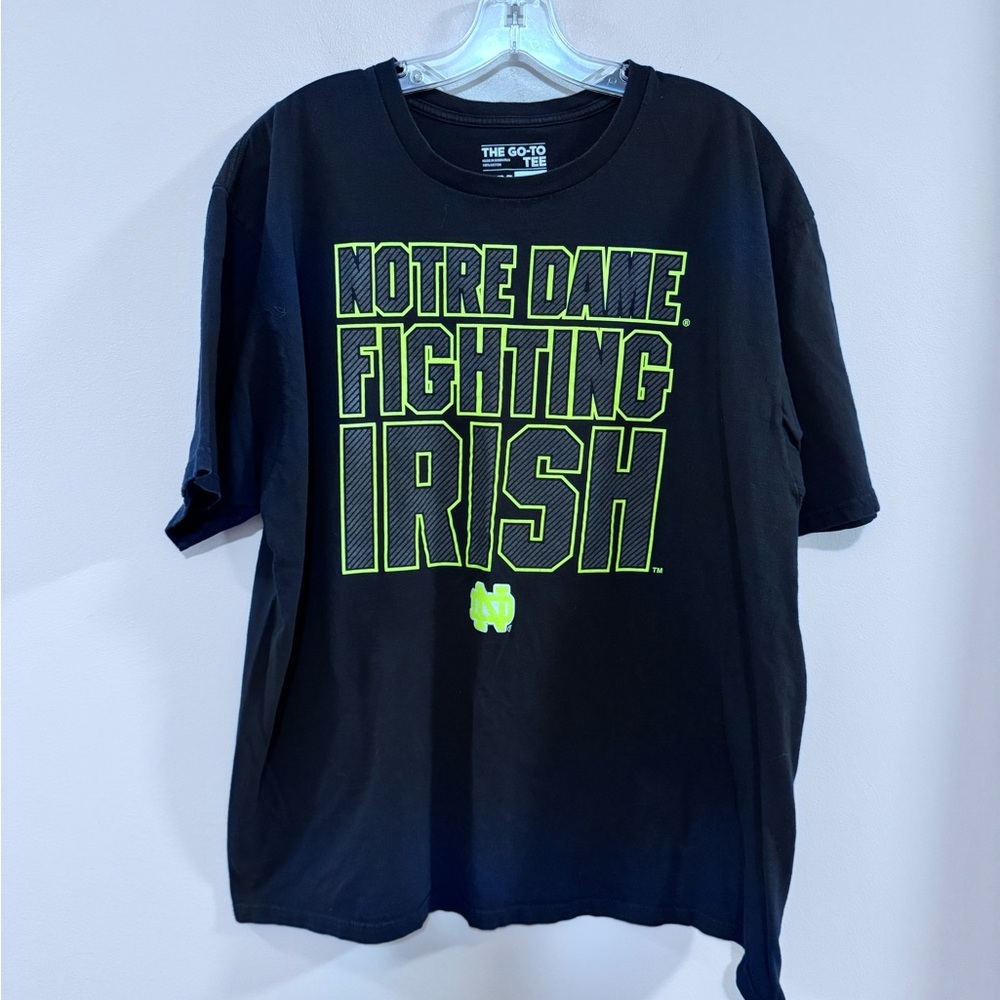 Men's Adidas The Go To Tee Black & Yellow Notre Dame Fighting Irish Tee. Size 2X